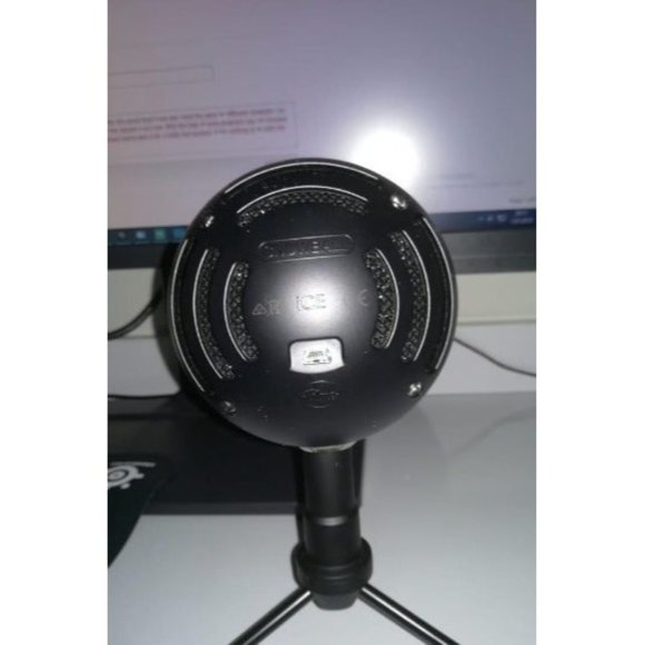Logitech for Creators Blue Snowball iCE USB Microphone for Gaming, Streaming - Picture 2 of 2